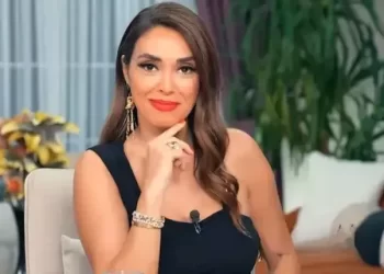 Zuhal Topal Bodrum’da bikinili poz paylaştı!