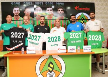 Alanyaspor, 5 futbolcusuyla sözleşme uzattı!