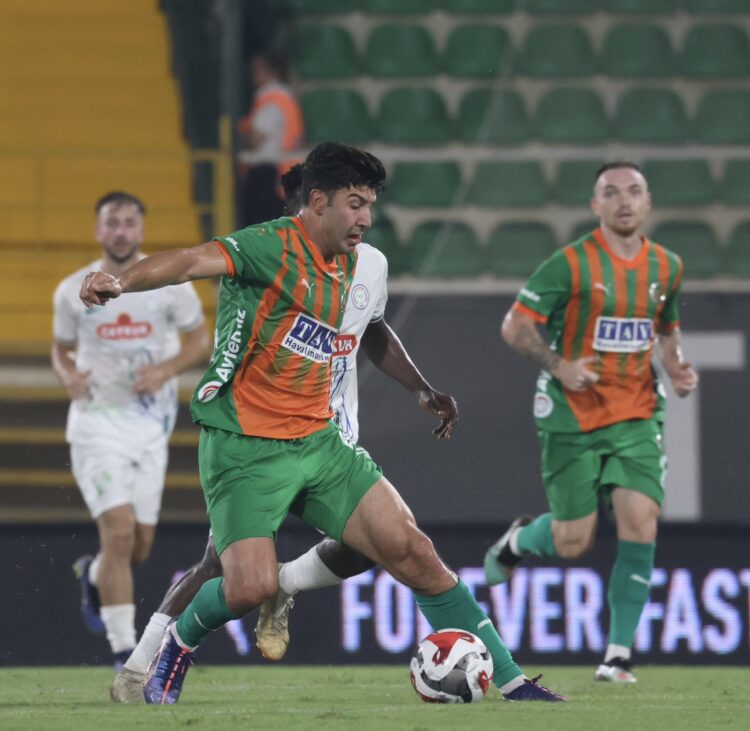alanyaspor ile rizepor yenisemedi habermeydan e1755378353166