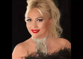 Şarkıcı Ayla Başar hayatını kaybetti