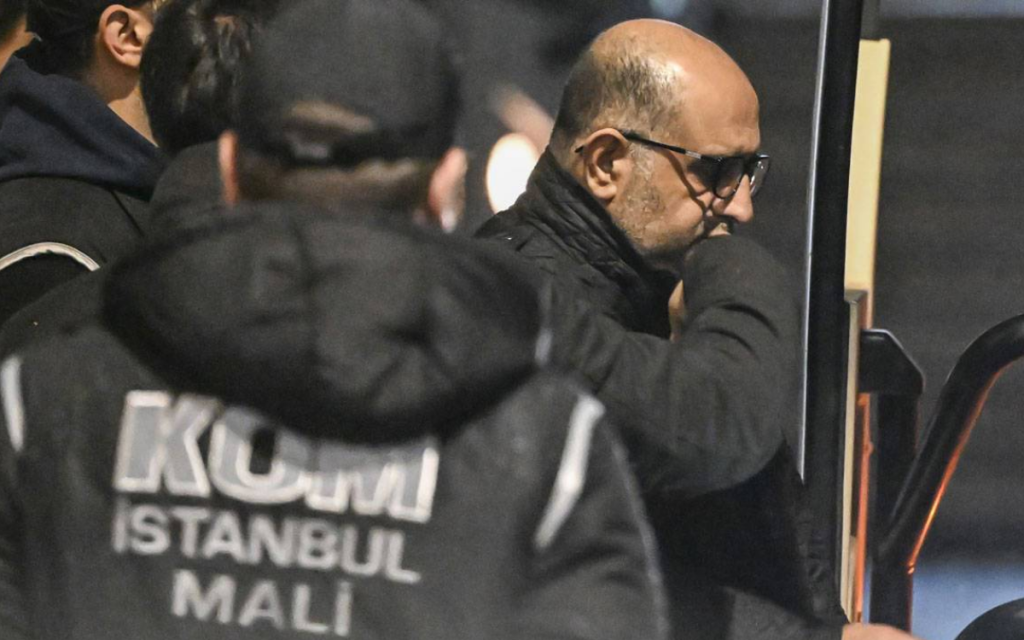 Aziz İhsan Aktaş’ın ev hapsine son: İBB soruşturmasında yeni gelişme aziz ihsan aktas hakkindaki ev hapsi karari kaldirildi habermeydan