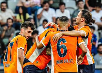 Başakşehir, Konferans Ligi’nde Play-off’a yükseldi!