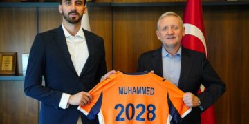 Başakşehir, Muhammed Şengezer ile uzattı!