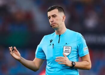 Başakşehir-Universitatea Craiova maçlarını yönetecek hakemler açıklandı!