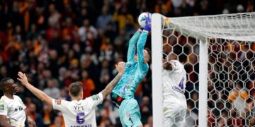 PSG’ye Giden Yıldız Yerine Berke Özer!