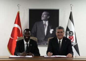 Beşiktaş Ndidi transferini resmen açıkladı!