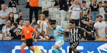 Beşiktaş, St. Patrick’s’i 3 golle geçip turladı!