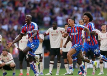 Community Shield finalinde, şampiyon Crystal Palace!