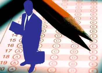 E-imza soruşturmasında yabancı dil sınavı iddiası E-imza soruşturmasında yabancı dil sınavı iddiası