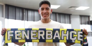 Fenerbahçe, Edson Alvarez’i açıkladı!