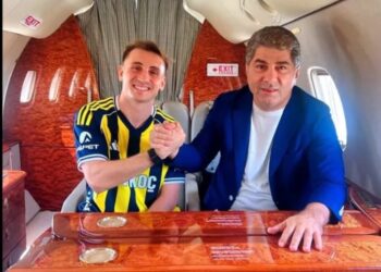 Fenerbahçe, Kerem Aktürkoğlu’nu açıkladı!