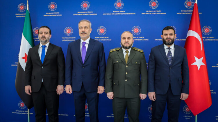 Bakan Fidan Suriyeli bakanlar ile bir araya geldi.