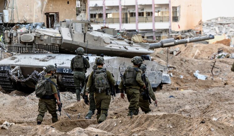 Başbakan Binyamin Netanyahu’nun ofisinden yapılan açıklamada, güvenlik kabinesinin Gazze kentinin işgal edilmesi önerisini onayladığı belirtildi.