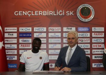 Gençlerbirliği, M’Baye Niang’ı açıkladı!