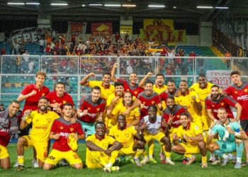 Göztepe, Rizespor’u deplasmanda 3 golle geçti!