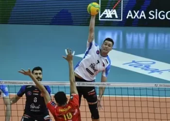 Halkbank, 3 isimle sözleşme uzattı!