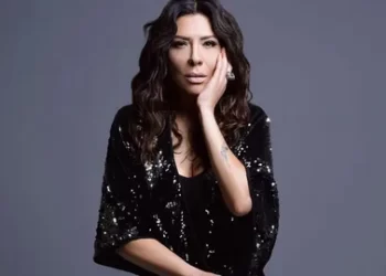 Işın Karaca, iğne ipliğe döndü