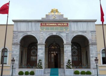 İstanbul Valiliği, yardım faaliyetleri için kaymakamlıklara genelge gönderdi