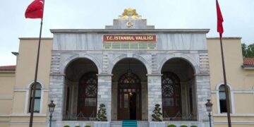 İstanbul Valiliği, yardım faaliyetleri için kaymakamlıklara genelge gönderdi