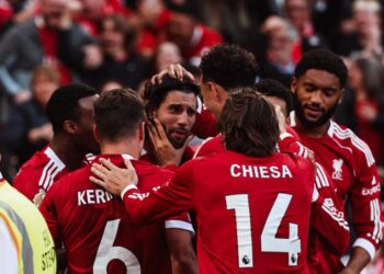 Liverpool, Arsenal’i tek golle geçti!