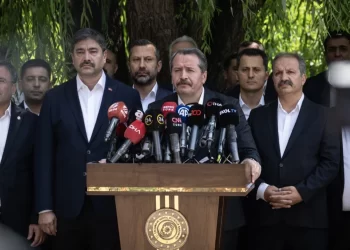 Memura toplu sözleşme görüşmeleri devam ediyor! Memur-Sen’den açıklama