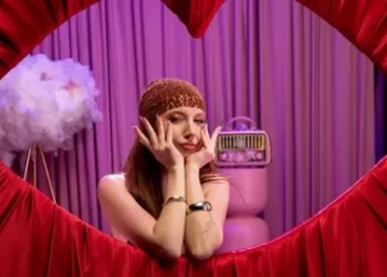 Mina Solak kimdir? Kaç yaşında ve nereli?