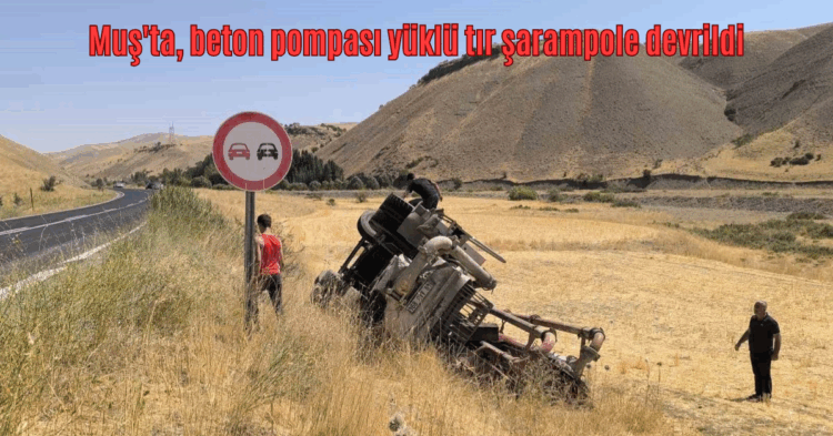 musta beton pompasi yuklu tir sarampole devrildi habermeydan