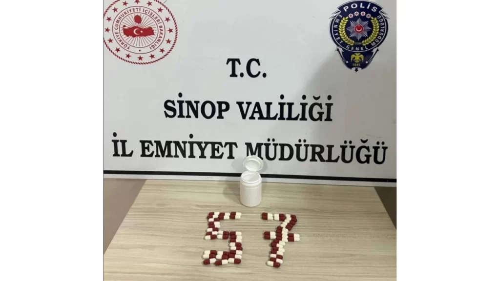 Sinop'ta, şüpheli şahsın üzerinden uyuşturucu çıktı! sinopta supheli sahsin uzerinden uyusturucu cikti habermeydan