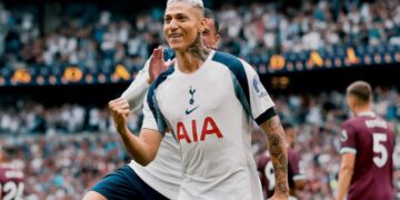 Tottenham, Burnley’i 3 golle geçti!