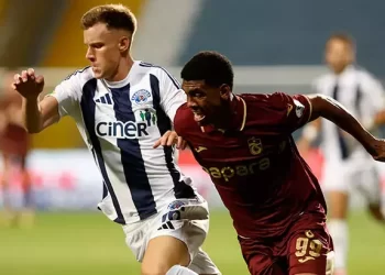 Trabzonspor, Kasımpaşa’yı deplasmanda tek golle geçti!