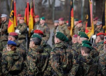 Türkler Alman ordusunda görev alacak: Maaş detayları açıklandı Türkler Alman ordusunda görev alacak: Maaş detayları açıklandı