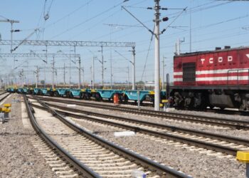 127 adet yeni nesil milli yük vagonu raylara indirildi!