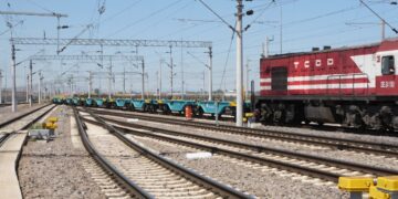 127 adet yeni nesil milli yük vagonu raylara indirildi!