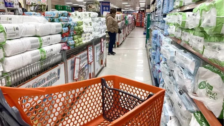 Zincir marketlerdeki tüm ürün fiyatları artık tek bir uygulamada toplandı.