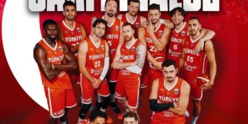 12 Dev Adam, Yarı Finalde!