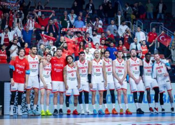 12 Dev Adam’dan 4’te 4!