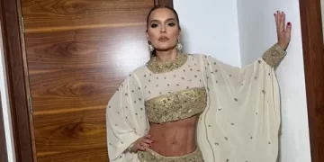 Demet Akalın Seul’de çöp kutusu krizi yaşadı!