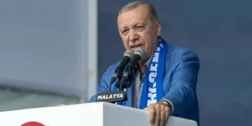 Erdoğan: Deprem bölgesindeki her 3 hak sahibinden 2’sini yeni yuvasına kavuşturduk