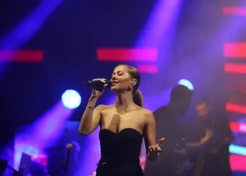 Derya Uluğ'dan Ece Seçkin'e destek paylaşım! Derya Uluğ’dan Ece Seçkin’e destek paylaşım!