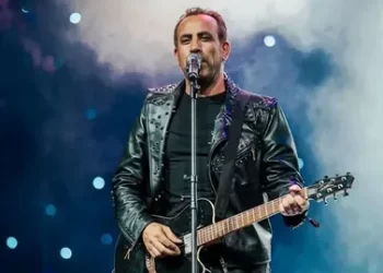 Haluk Levent hastaneye kaldırıldı