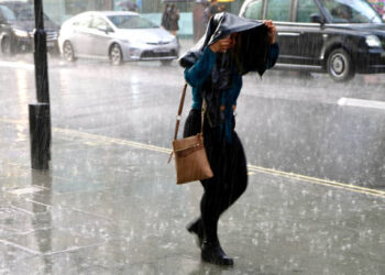 Meteoroloji’den İstanbul dahil birçok kent için yağış ve fırtına uyarısı!