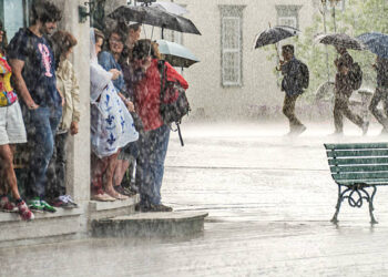 Meteoroloji’den çok sayıda il için gök gürültülü sağanak uyarısı!
