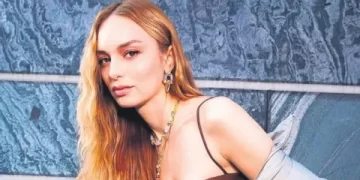 Nilperi Şahinkaya: ‘Annemsiz yapamıyorum, beni affedin’