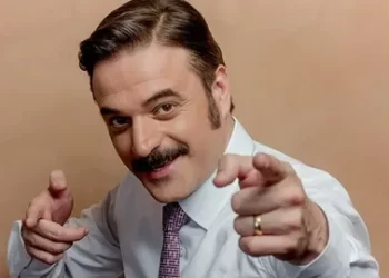 Oyuncu Ufuk Özkan yoğun bakıma kaldırıldı Oyuncu Ufuk Özkan yoğun bakıma kaldırıldı