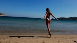Serenay Sarikaya yaza veda etti1 habermeydan