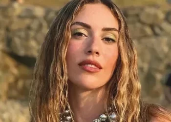 Sinem Kobal’ın, Katie Christie ile pozları beğeni yağmuruna tutuldu!