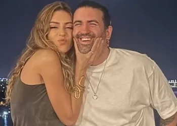 Sinem Kobal’ın kardeşi Kerem Kobal, Katie Christie ile evlendi!