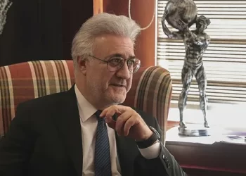 Tamer Karadağlı Devlet Konservatuvarı’ndaki hocaları neden şikayet etti?