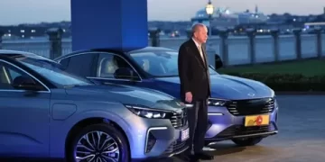 Cumhurbaşkanı Erdoğan’a Togg’un yeni modeli T10F hediye edildi