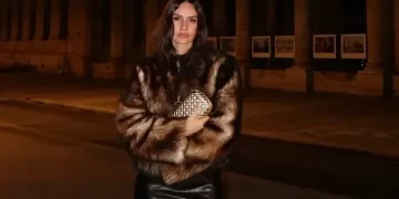 Yasemin Ergene’den boşanma sonrası Prag tatil keyfi